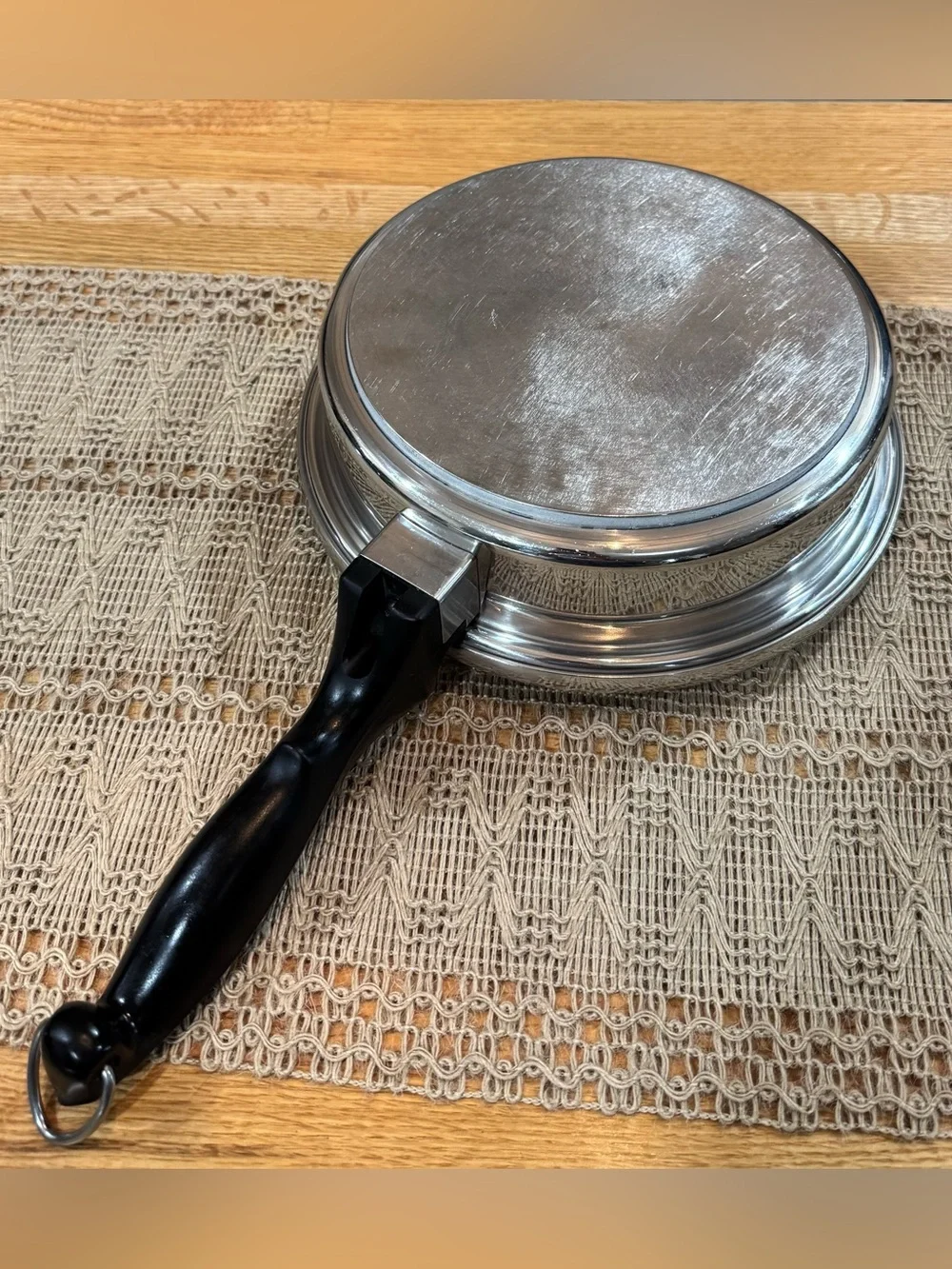 EUC Chef’s Ware by Townecraft 5.5 cup, 9” saucepan WITHOUT lid